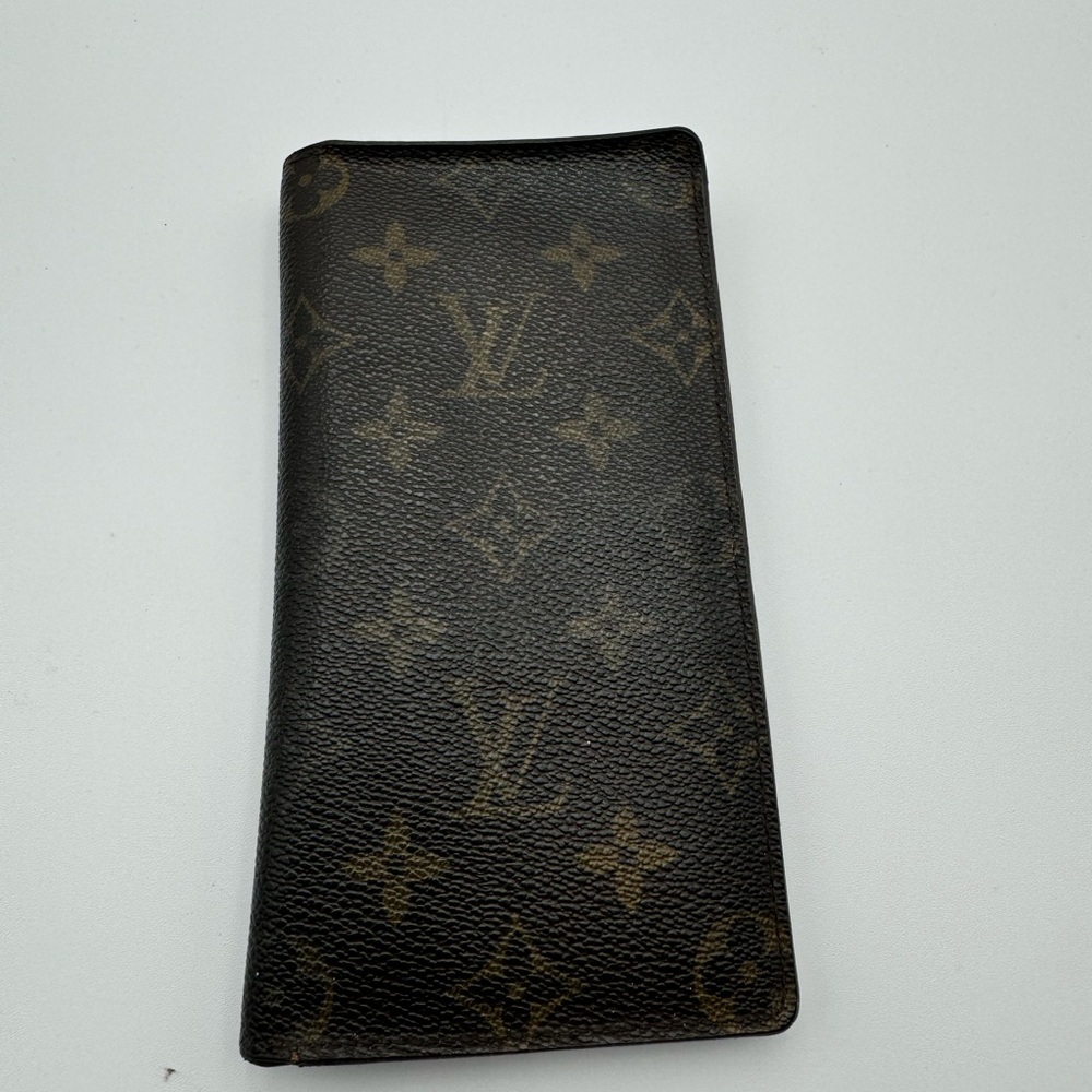 Monogram Wallet